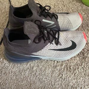 Nike AirMax 270 Flyknit
